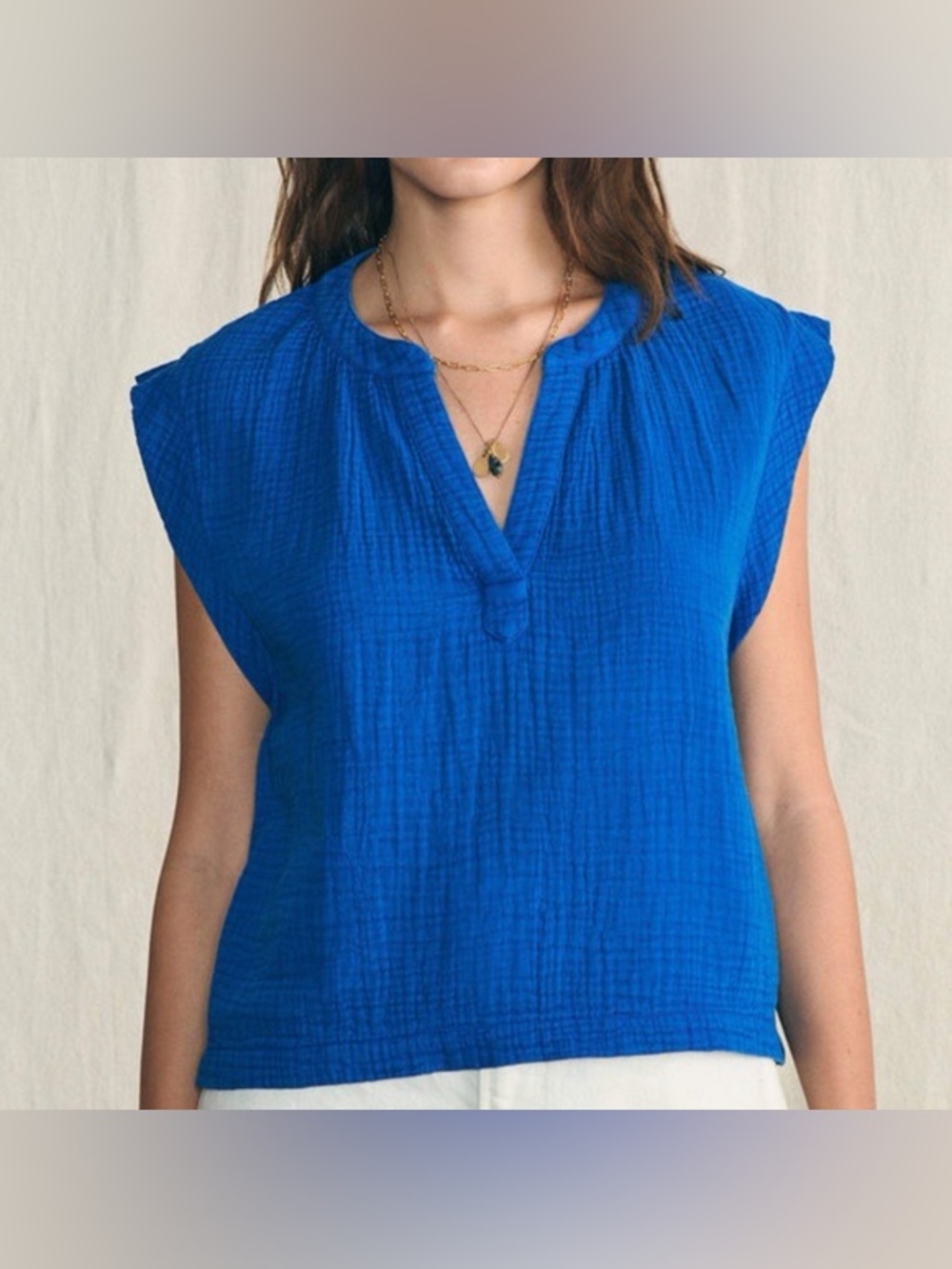 Faherty Shirt Womens Medium Blue Dream Gauze Organic Cotton V Neck